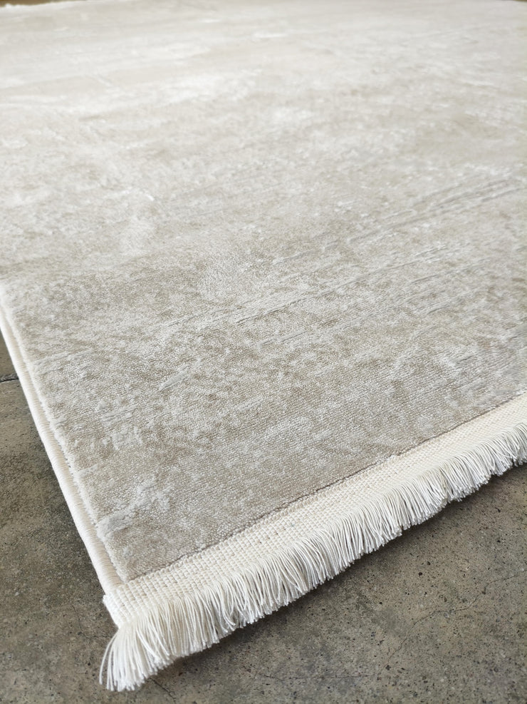 Sakari Area Rug